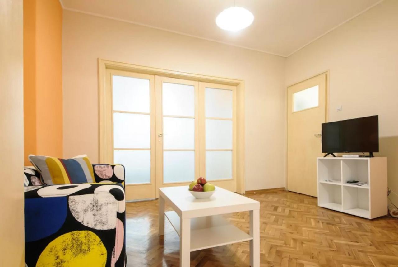 Urban Stay Apartment Sofia Buitenkant foto